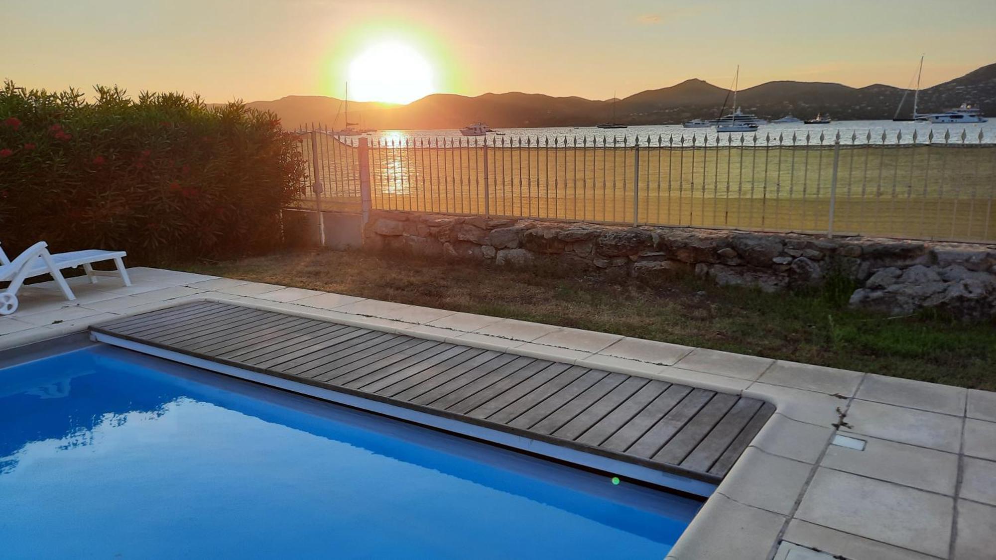 Villa Playa Del Sol -B4 Saint-Tropez Exteriör bild